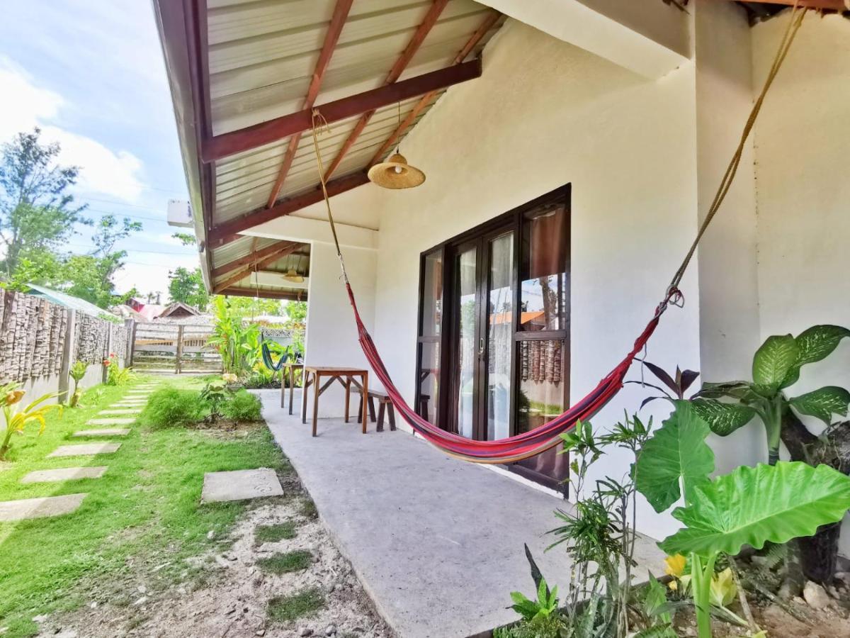 Yas villas homestay General Luna  Luaran gambar